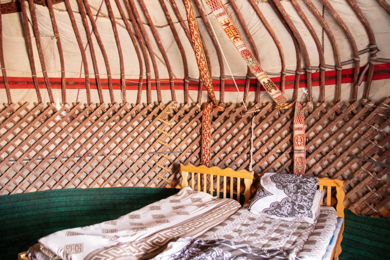 Hotel Aidar Yurt Camp Taldy Esterno foto